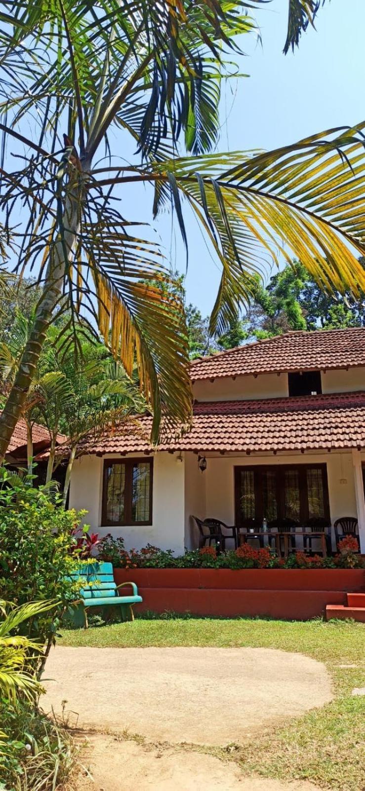 Emerald Castle Villa Madikeri Eksteriør billede